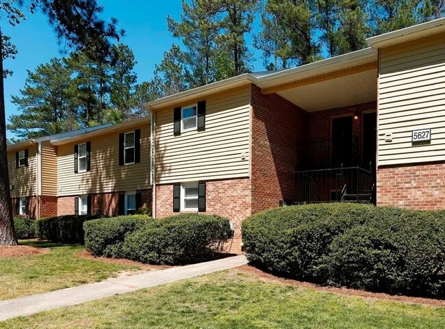 North Oaks Landing