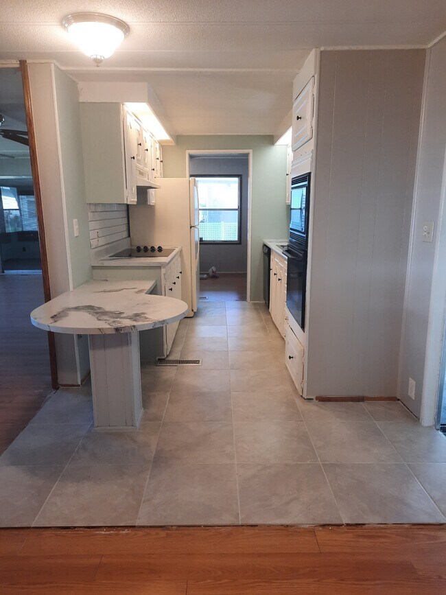 Photo - 159 Woodland Dr