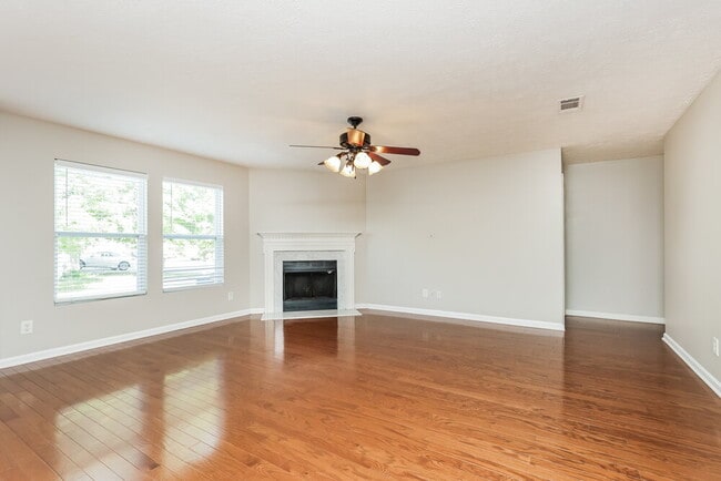 Photo - 227 Elderberry Way