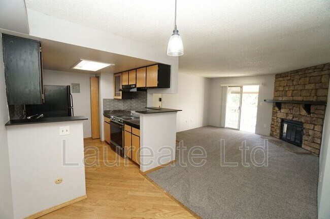 Photo - 4400 S Quebec St