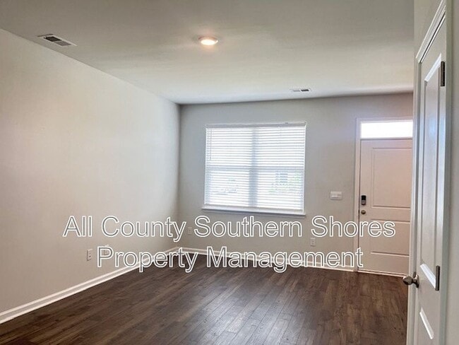 Photo - 2879 Pegasus Pl