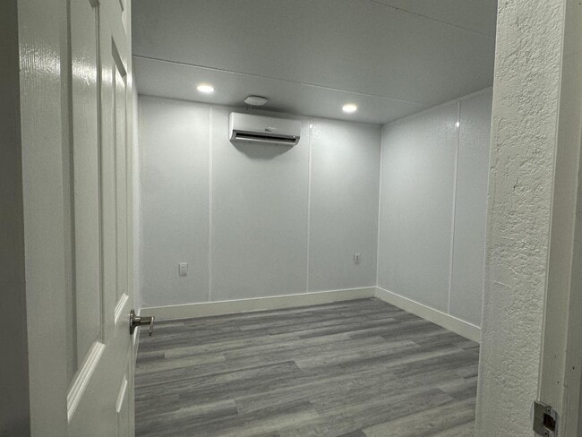 Photo - 841 N 69th Ave Unit #2