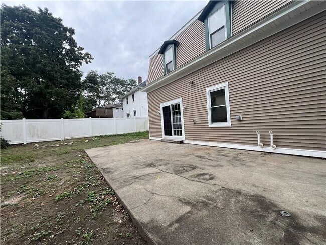 Photo - 9 Turner Ave