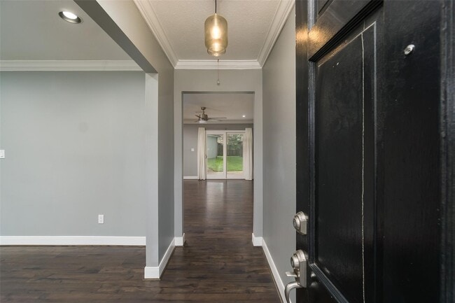 Building Photo - 8326 Hazen St