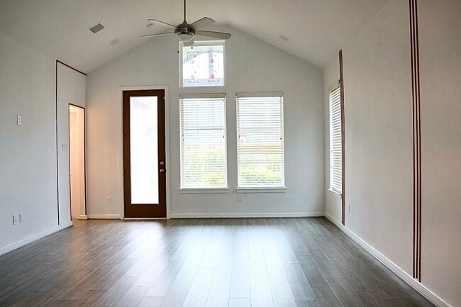 Photo - 17631 Carnation Gln Dr