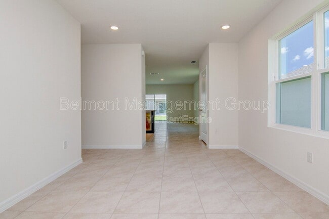 Photo - 4228 Looking Glass Pl