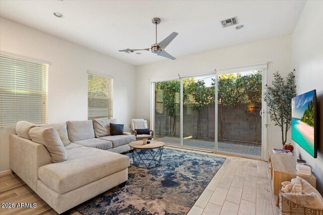 Photo - 710 E Boca Raton Rd