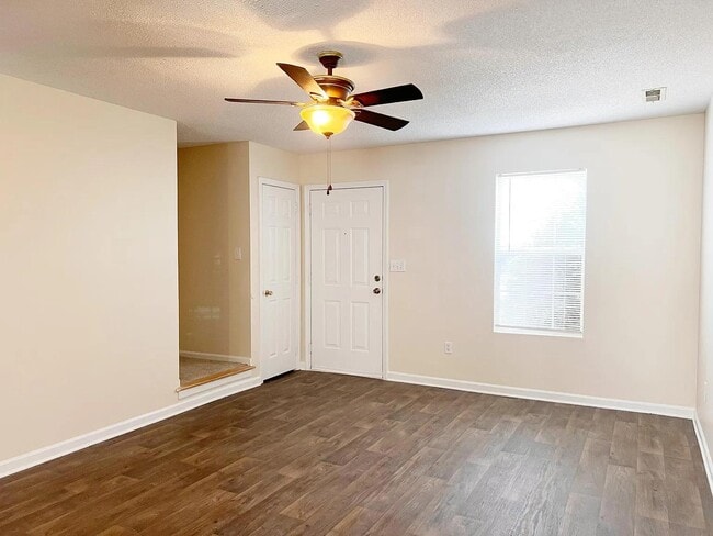 Photo - 113 Brushy Hollow Ln