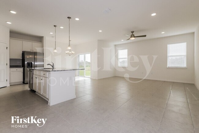 Photo - 204 Windsor Reserve Dr