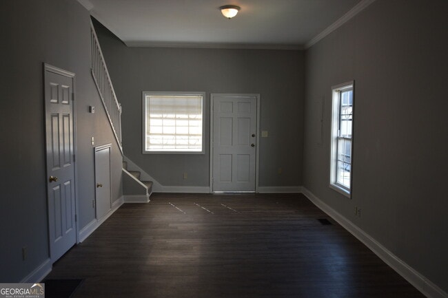 Photo - 910 McDaniel St SW