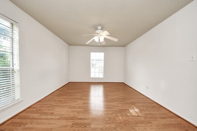 Photo - 2120 El Paseo St Unit 405