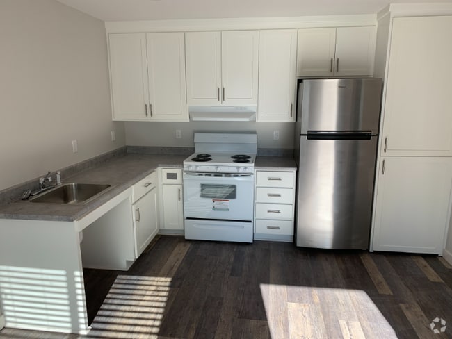Building Photo - 1139 S G St Rental