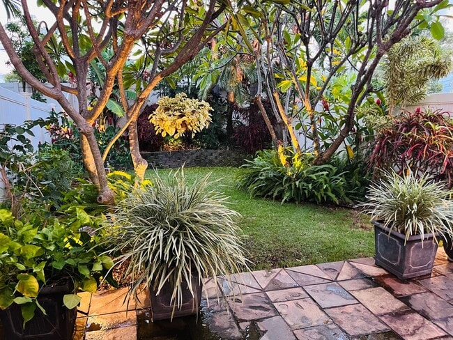 Building Photo - Welcome home to Kehalani Gardens