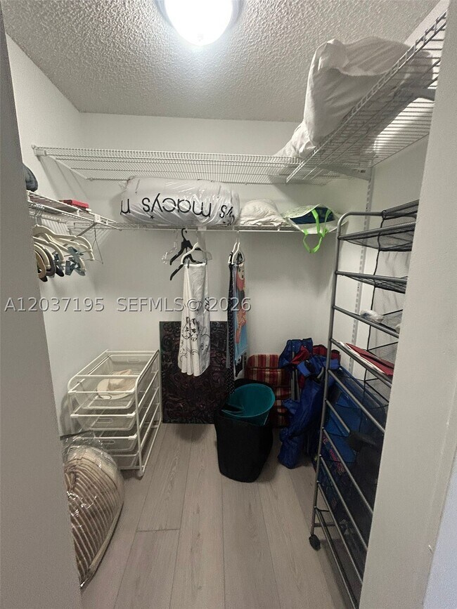 Photo - 16909 N Bay Rd Unit 512