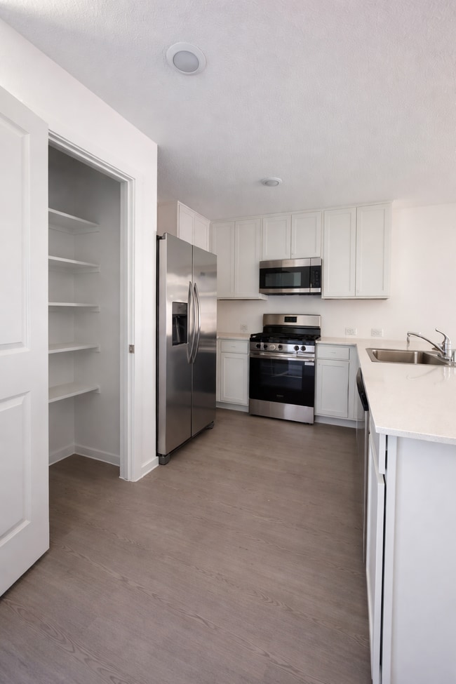 Cocina - 3013 Campeiro Ave