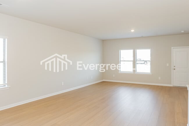 Photo - 17727 Denham Cir