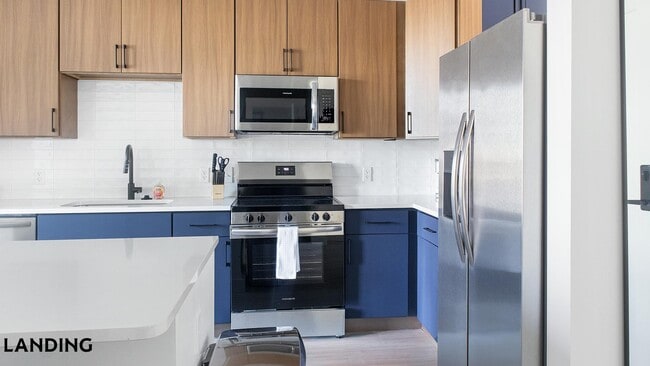 Photo - 1007 S Mint St Unit 715