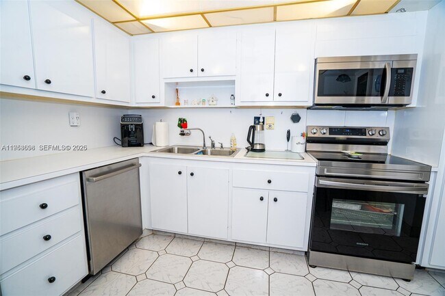 Photo - 1833 S Ocean Dr Unit 1103