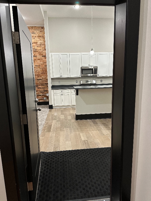 Photo - 430-432 Main St Unit 432 Main Apt 3