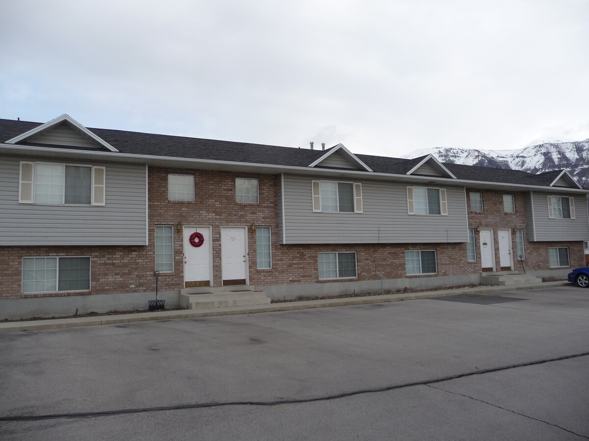 Photo - 782 N 1570 W