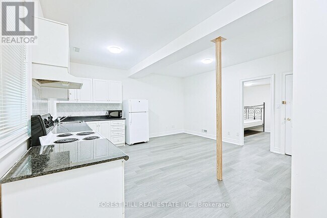 Photo - 61 Fairchild Ave