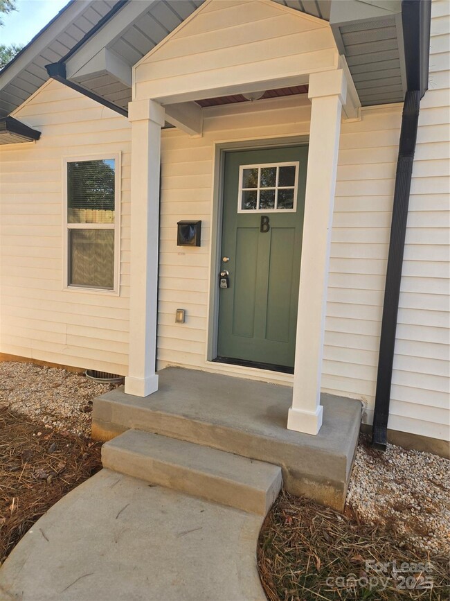 Photo - 3100 Dawnshire Ave