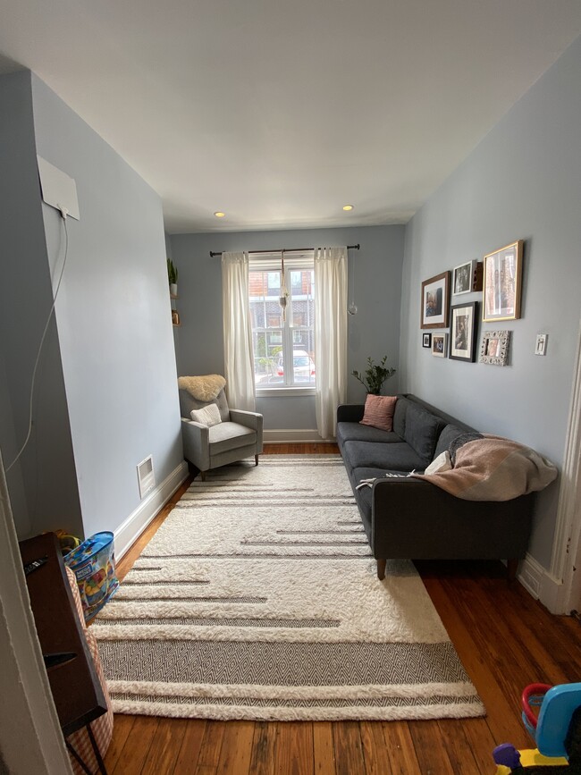 Photo - 762 S Dorrance St Townhome