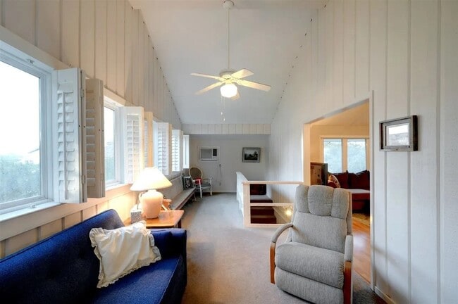 Building Photo - 3804 Pack Saddle Dr