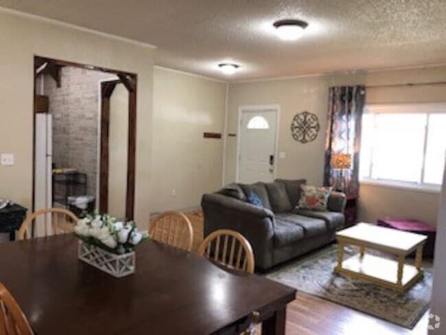 Building Photo - 526 S 225 W Rental