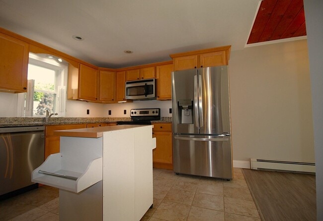 70 Modena Dr