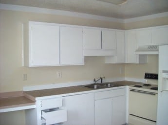 Kitchen - Chatham Place Apartments