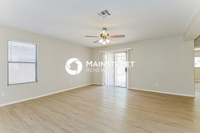 Photo - 3 Bedroom Pet-Friendly Home in Tucson, AZ with Main Street Renewal