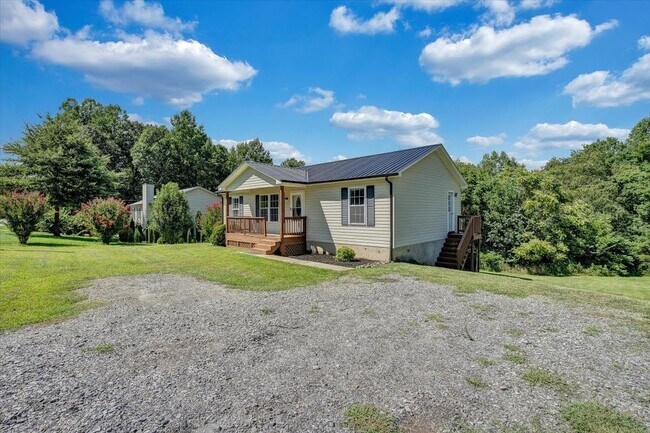 Photo - 1144 Stoney Mountain Rd