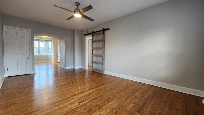 Building Photo - 7752 Kingsbury Blvd Unit West Rental