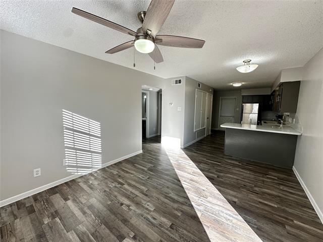 Photo - 2006 Jane St Unit F
