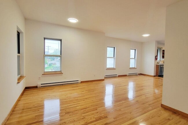 Photo - 86 E Fort Lee Rd Unit 2