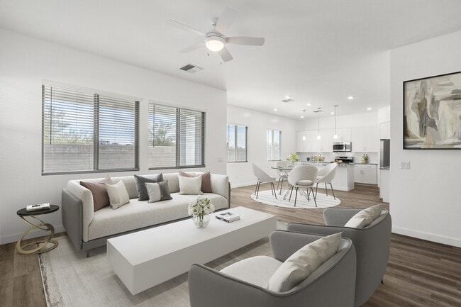 Photo - Bella Encanta