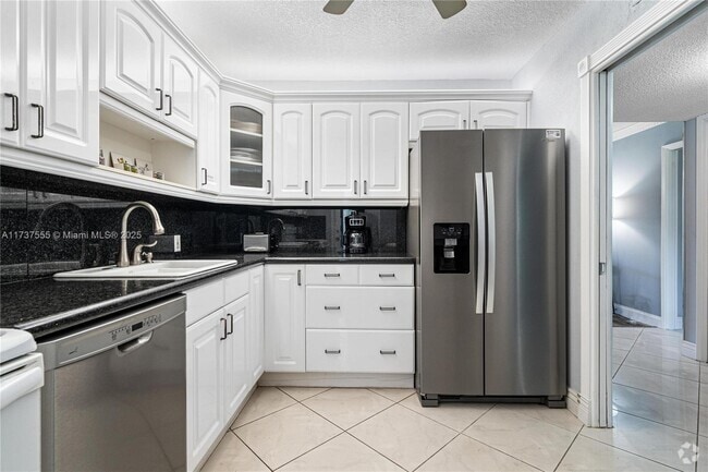 Building Photo - 2600 S Course Dr Unit 301 Rental