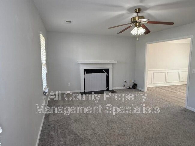 Photo - 179 Vermillion Dr