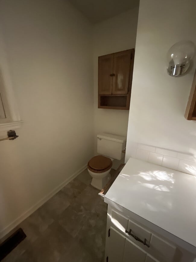 Photo - Location is Everything! Close to Downtown ... Apartamento