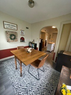 Breakfast Nook/Eat in kitchen