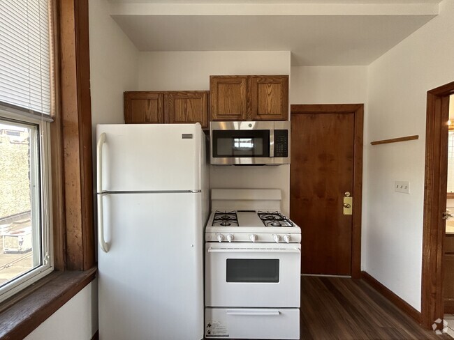 Building Photo - 3464 N Clark St Unit 3R Rental