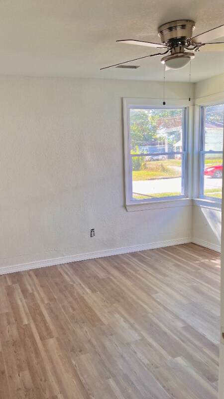 Photo - 1010 Carver St