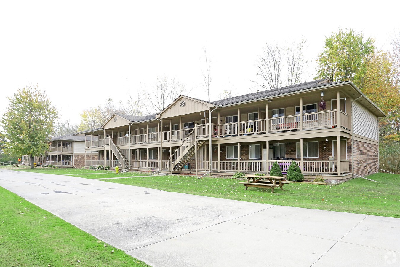 Newport Shores Apartments - Newport Shores Apartments