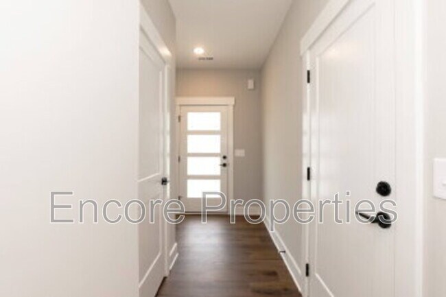 Photo - 1406 Gearwood Ave Unit B