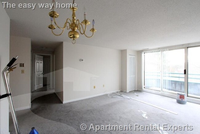 Photo - 175 Beacon St Unidad #407