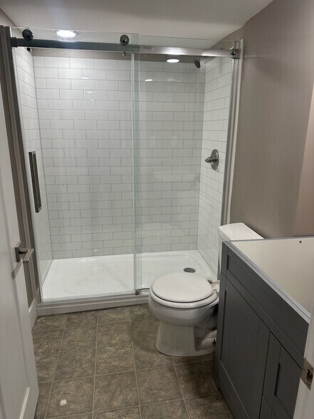 Photo - 309 W Hoover Ave Unit B