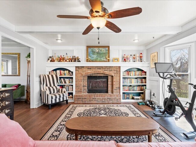 Great Room - 11509 W 117th St