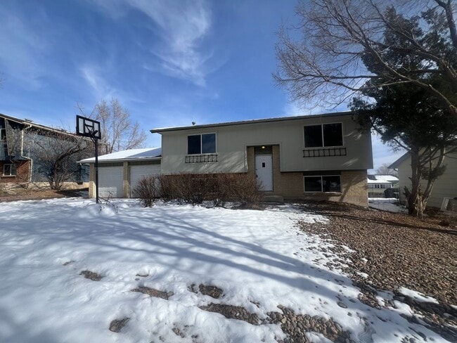 Building Photo - Four Bedroom Home in Cimarron Hills