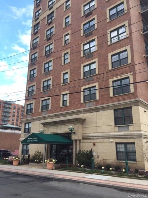 26 W Broadway Unit 303